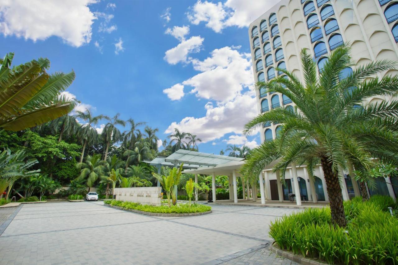 InterContinental Dhaka, an IHG Hotel Bagian luar foto